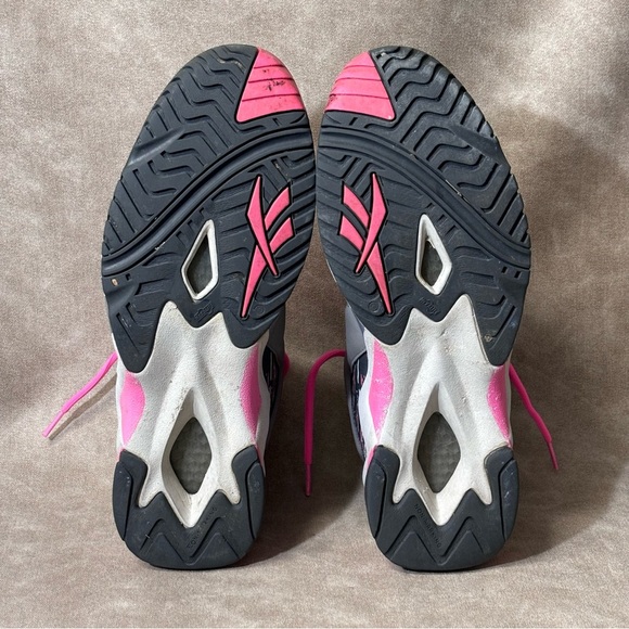 Men's Reebok Kamikaze 2 Mid Breast Cancer Awareness Gray/Pink Size 11 - Picture 6 of 6